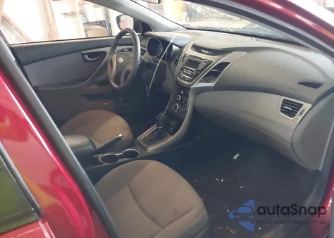 2014 Hyundai Elantra Se z USA, uszkodzony, nr VIN 5NPDH4AE9EH545801